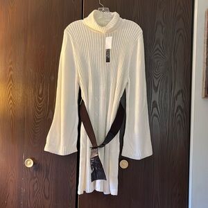 Suzie in the City white knit long sleeved sweater dress. Size XL. NWT